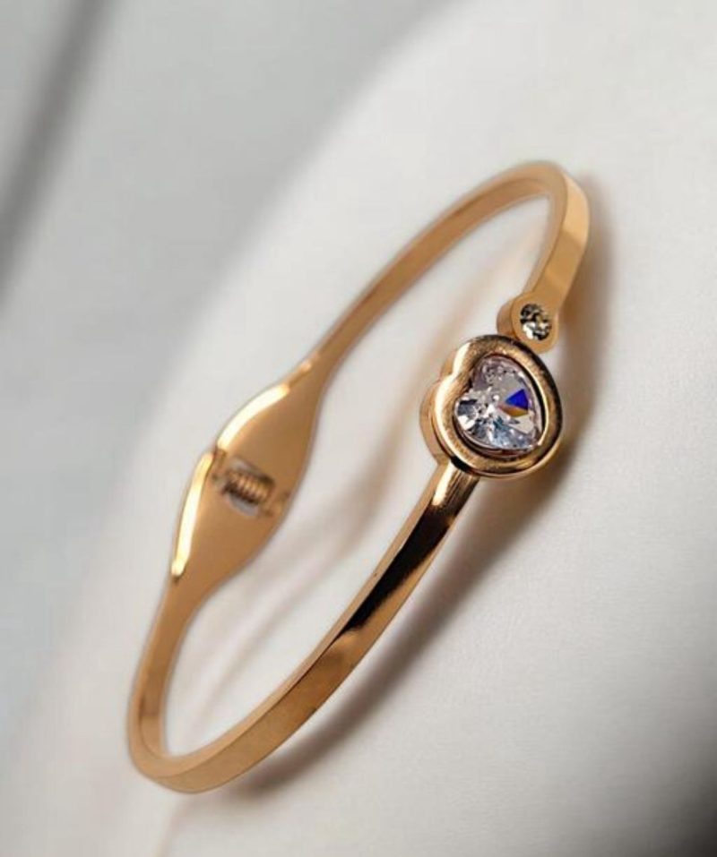Chic Clasp - Image 11