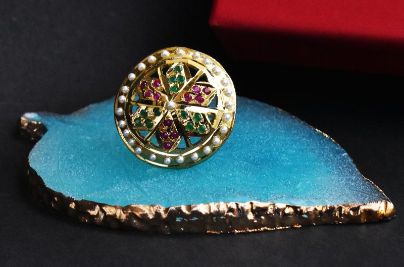 Jadau Swarna Ring