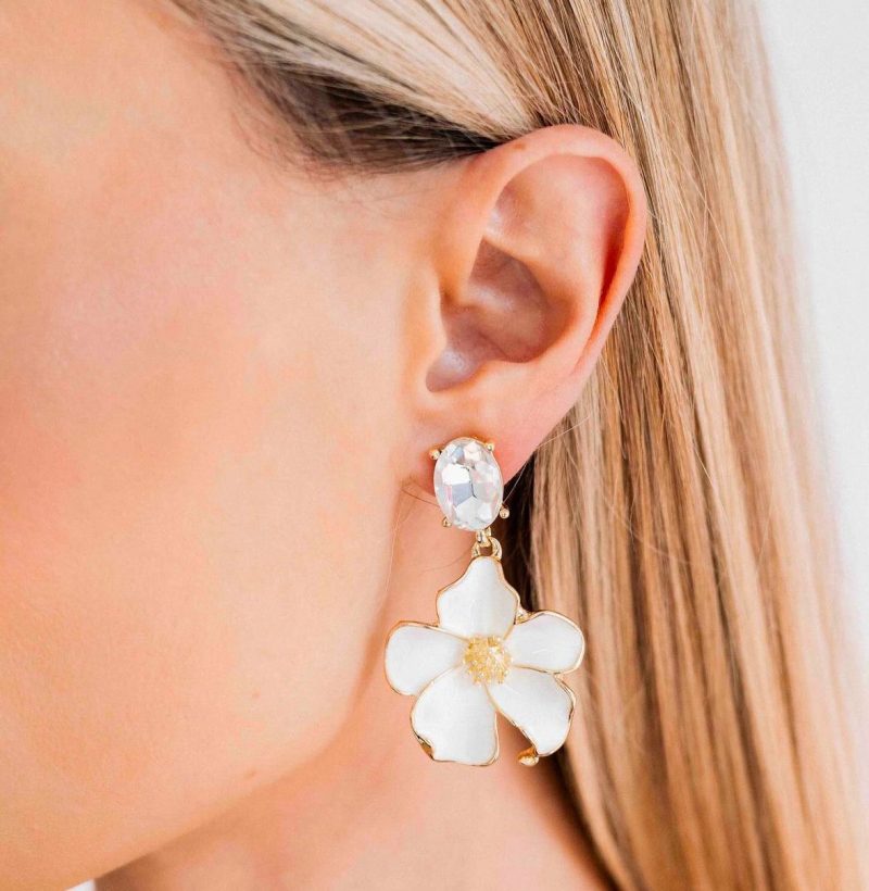 White Flower Silver Crystal Stone Earring