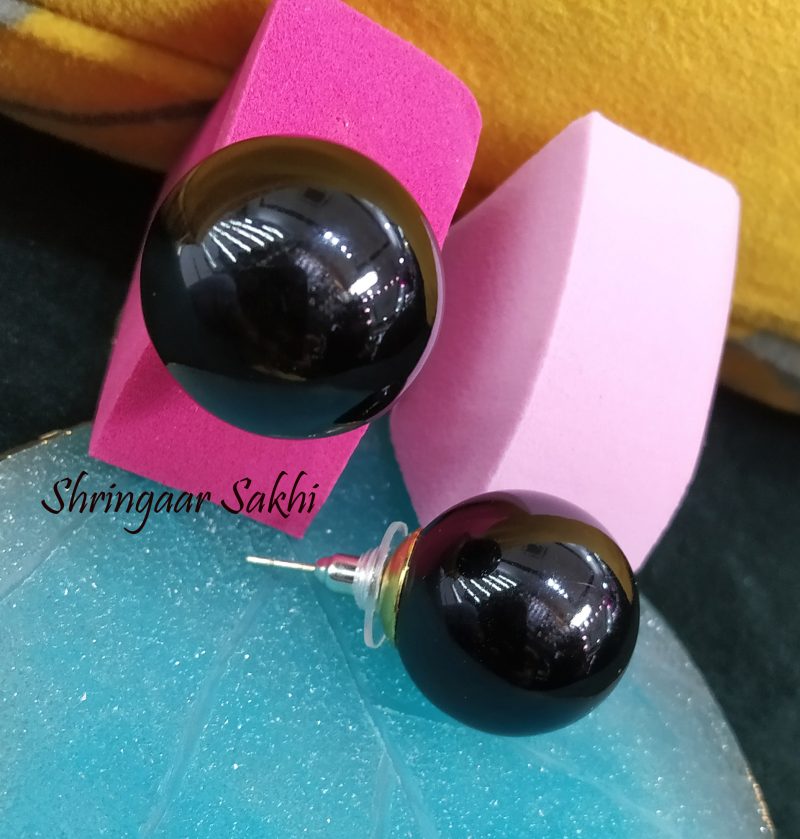 Black Stuti Stud Earring - Image 2