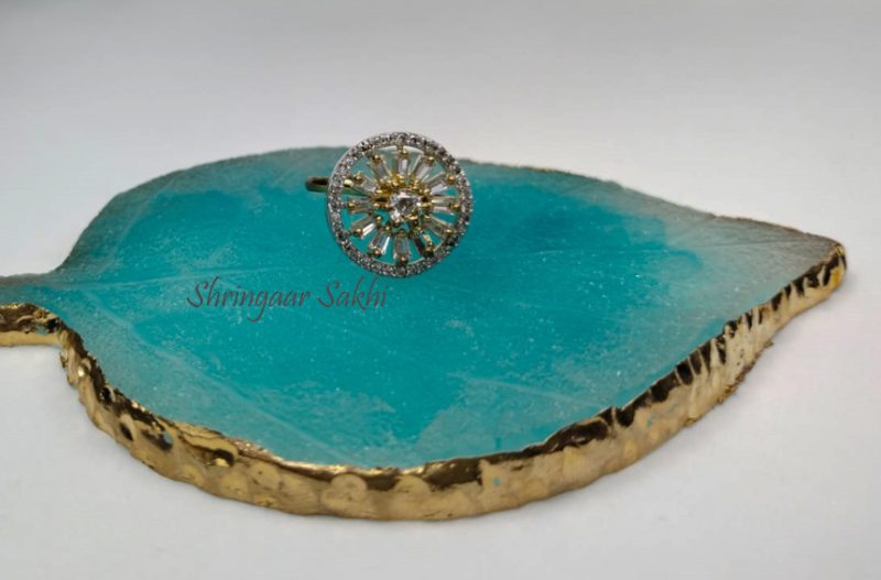 Silver Stone Golden Crossandra Finger Ring