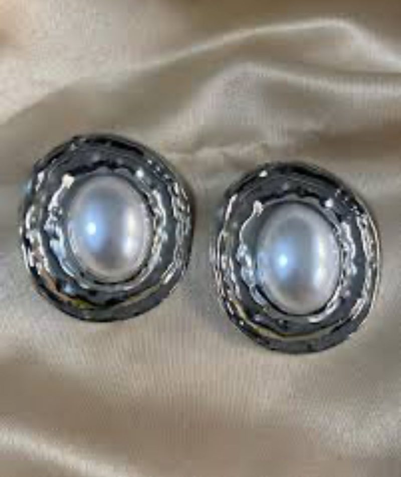 Oval White Pearl Silver Big Stud Earring