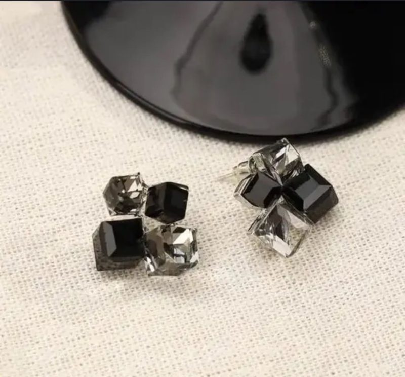 Black Silver Cube Stud Earring - Image 2