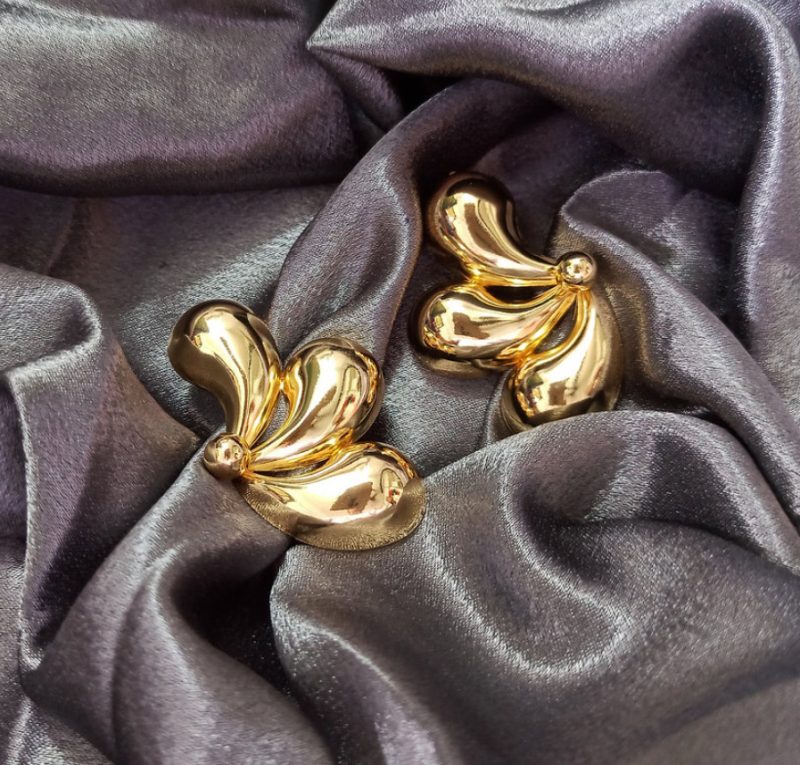 Golden Wings Earring - Image 2