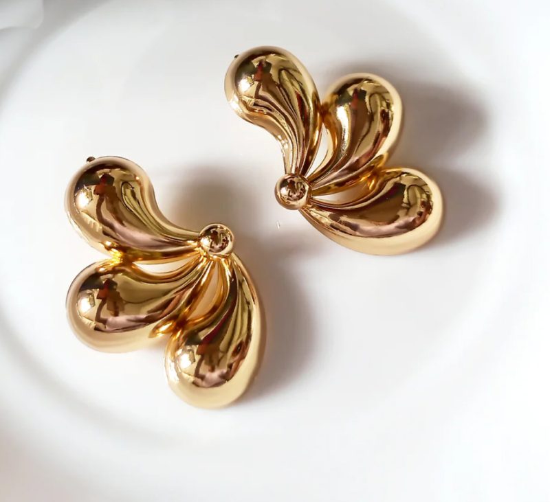 Golden Wings Earring - Image 3