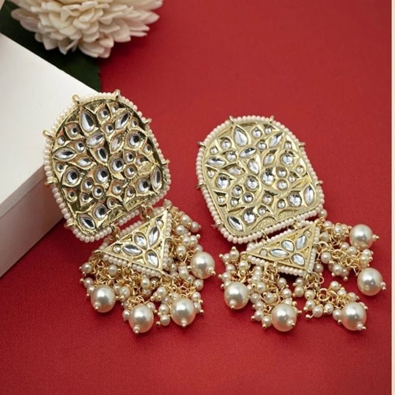 Golden Arvika Earring - Image 2