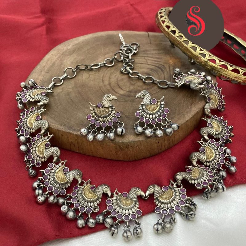 Dual Shade Bird Brass Choker Set