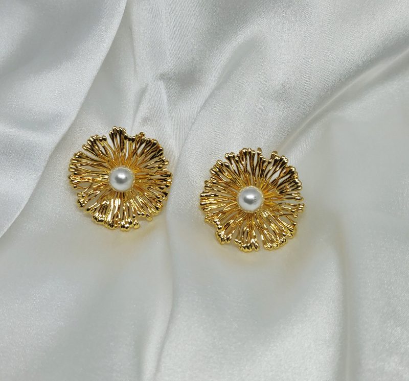 Golden White Flower Stud Earrings - Image 2