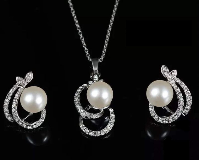 Silver Rubina Necklace