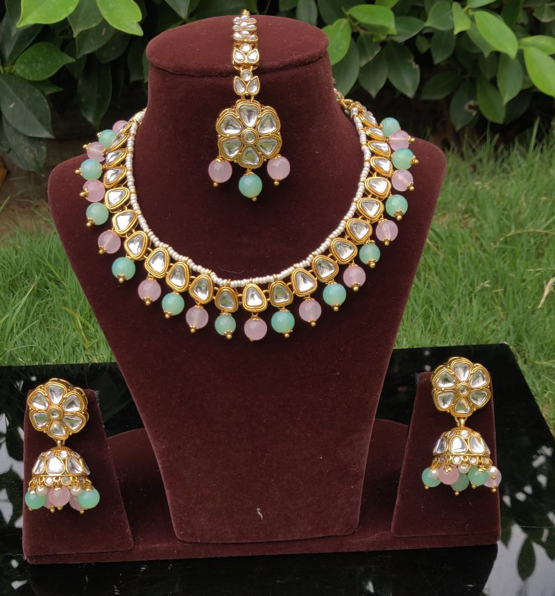 Pastel Pink Green Saanvi Kundan Choker Combo Set
