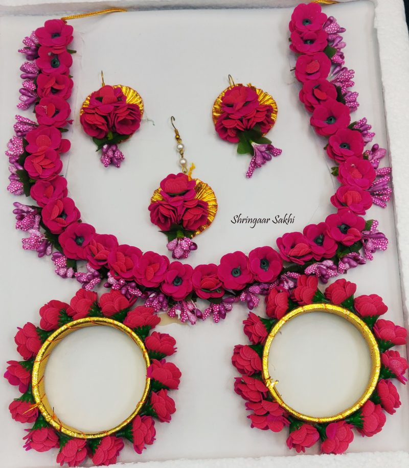 Magenta Yashasvi Floral Combo Set