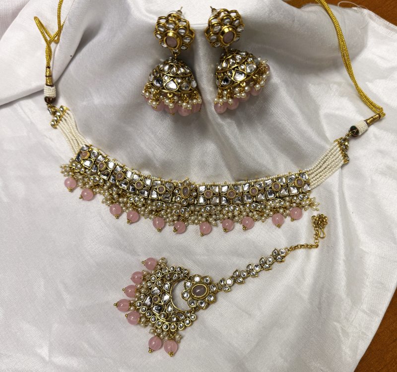 Baby Pink Golden Vanya Kundan Combo Set - Image 2