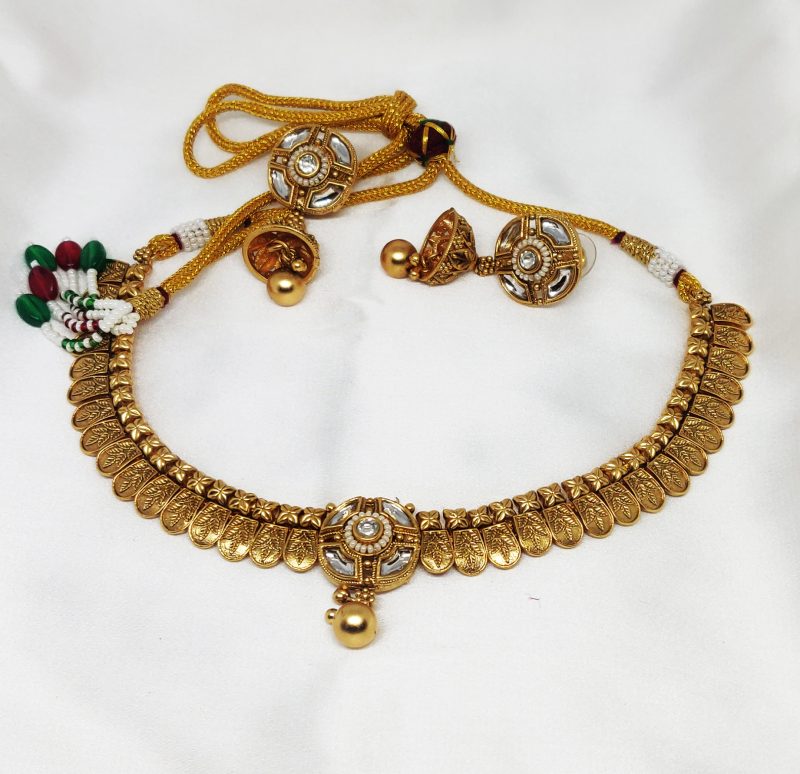 Golden Matte Finish Silver Stone Choker Set - Image 3