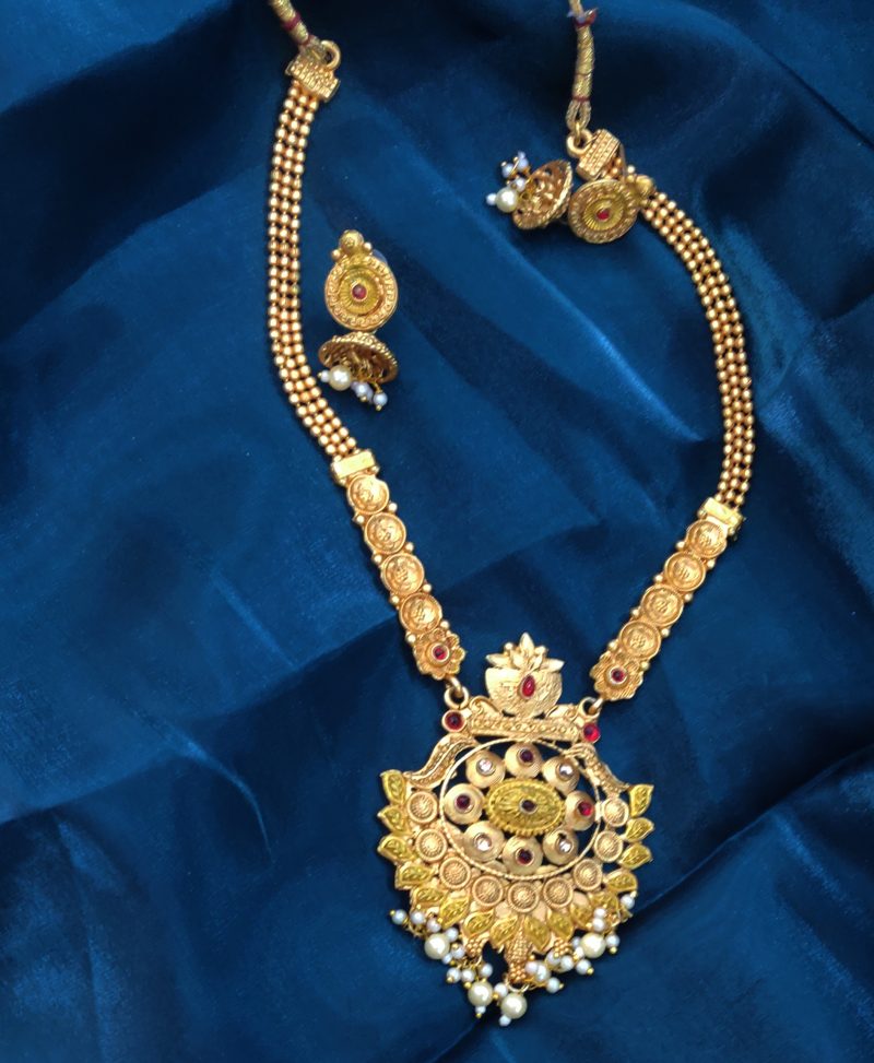 Golden Riddhi Long Necklace Set - Image 3