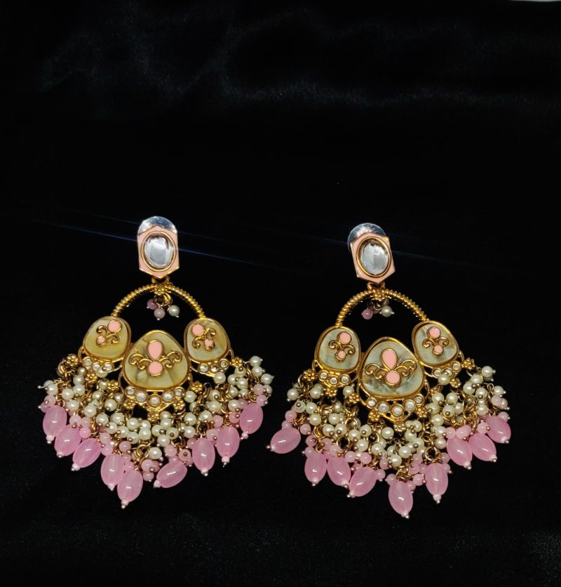 Golden Baby Pink Chandbali Earring - Image 3