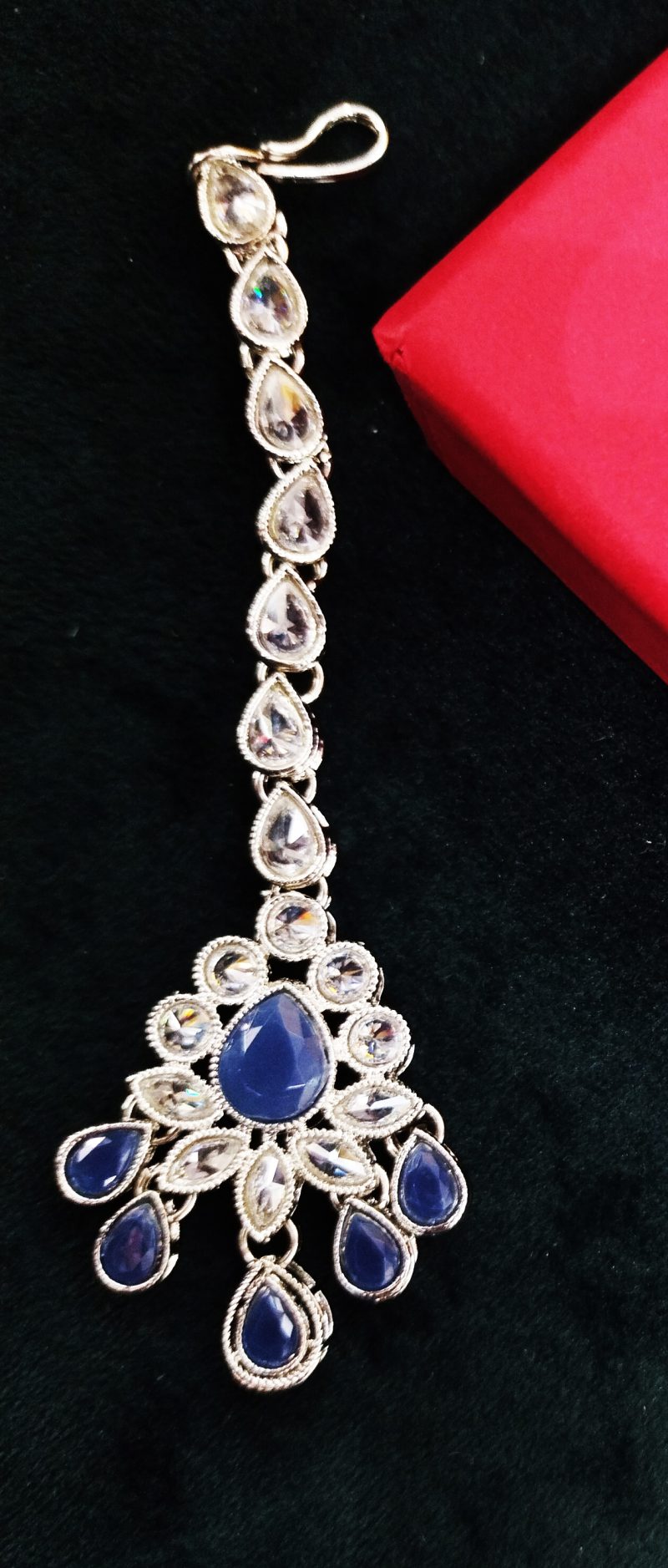 Blue Silver Prisha Kundan Maang Tikka
