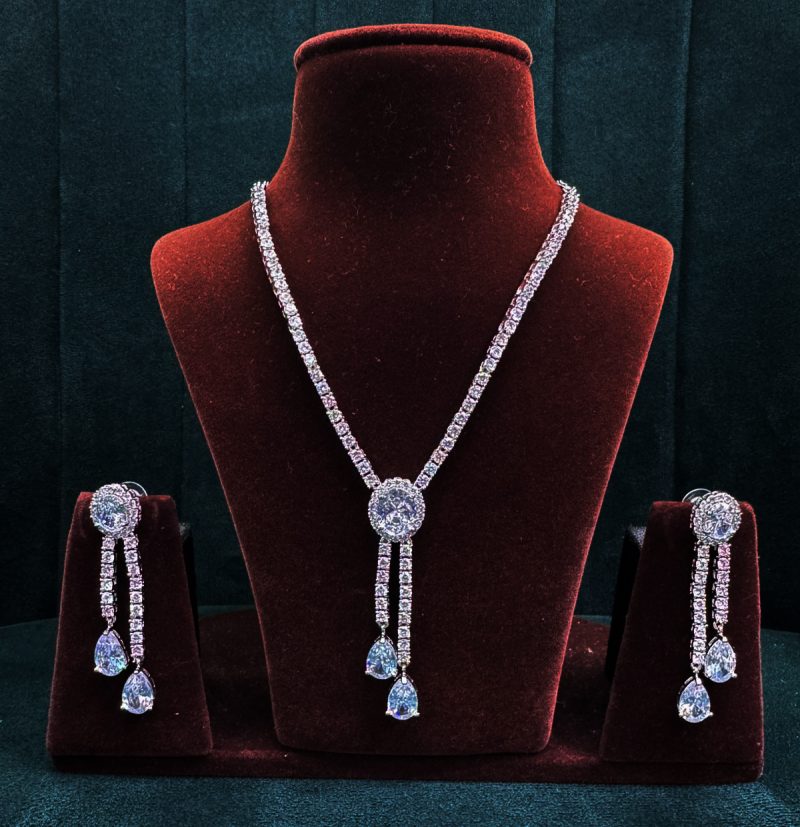 Silver AD Choker Set